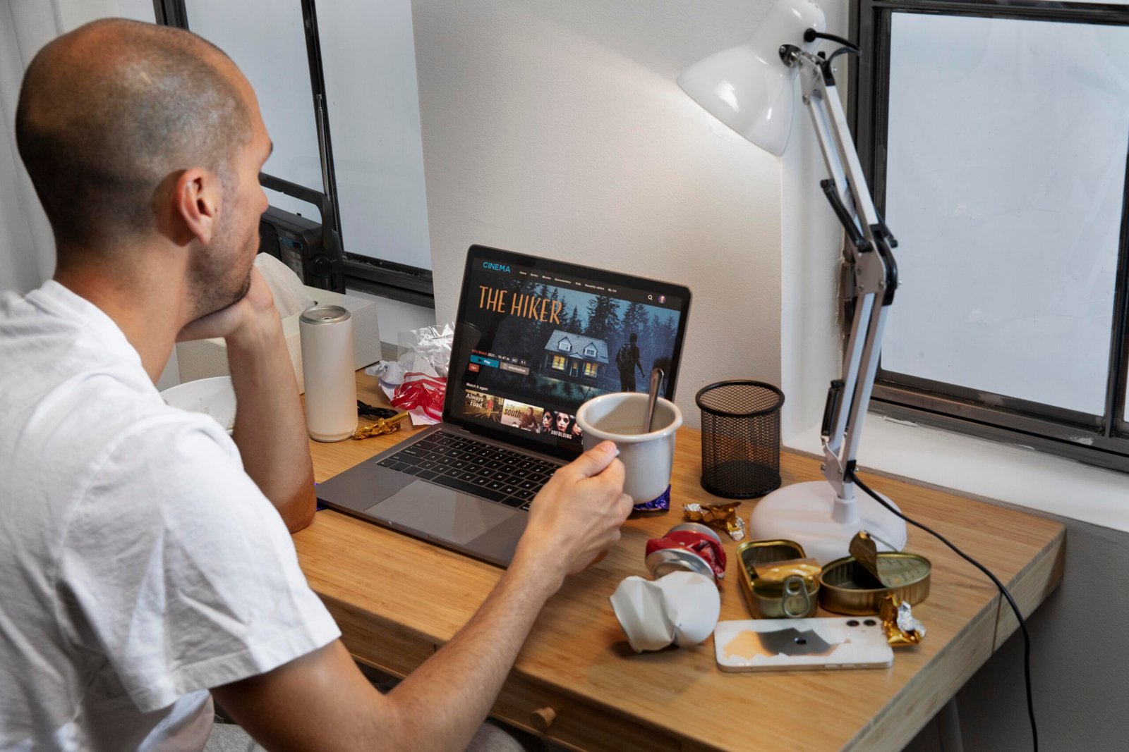 Read more about the article Why is Decluttering Digital Photos Essential for Photographers